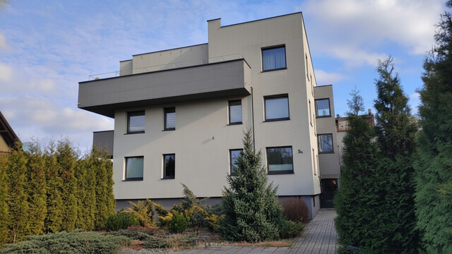 BUDYNEK MIESZKALNY WIELORODZINNY | KATOWICE | 2011