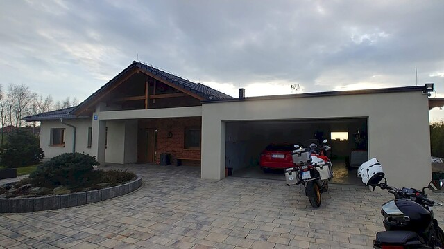 DOM JEDNORODZINNY | PANIÓWKI | 2016