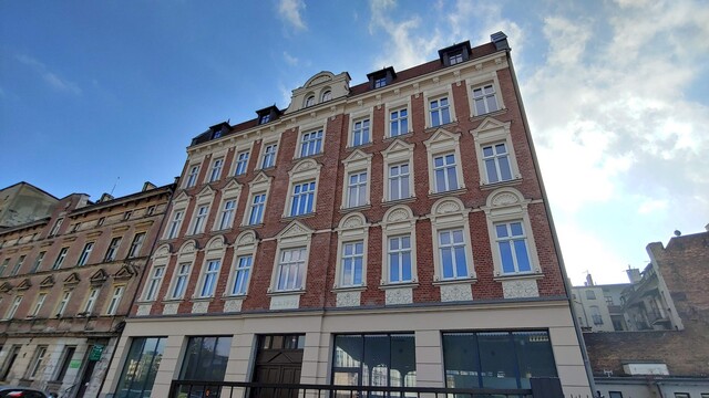 BUDYNEK MIESZKALNY WIELORODZINNY Z USŁUGĄ - remont i przebudowa | KATOWICE | 2020