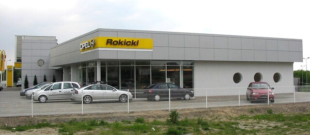 AUTOSALON - rozbudowa | DĄBROWA GÓRNICZA | 2004